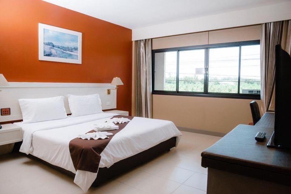 סוראט תאני Nipa Garden Hotel מראה חיצוני תמונה